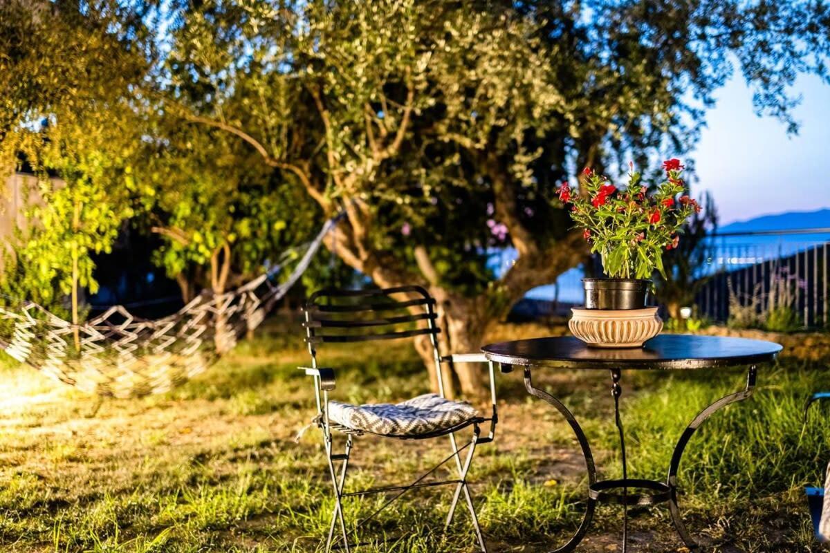 Kitries Summer Getaway - Eden Seaside Suite Kitriaí Екстериор снимка